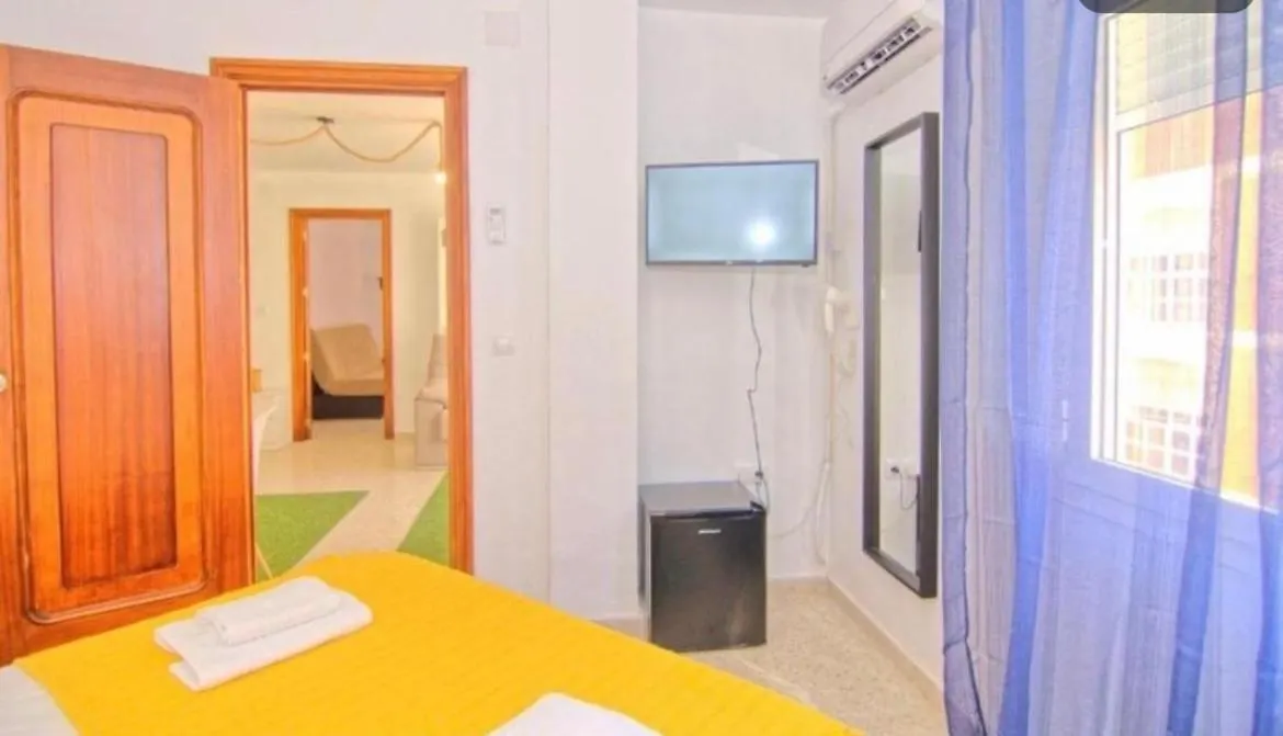 Low Cost Room Malaga Homestay