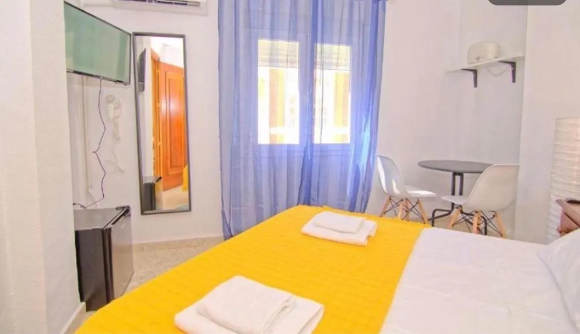 Homestay Low Cost Room Malaga