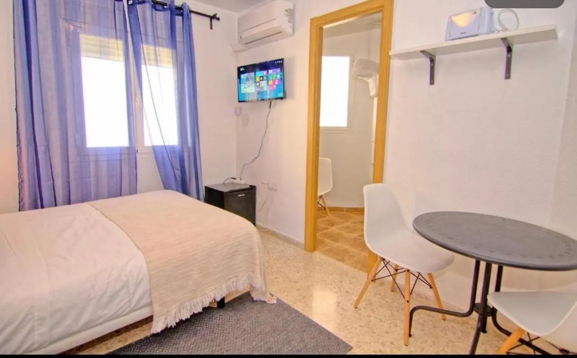 Homestay Low Cost Room Malaga